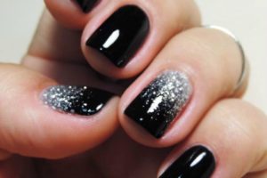 le-unghie-della-settimana-sparkling-nails-per-la-notte-di-capodannofoto