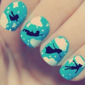 nail-art-peter-pan-con-nuvolette