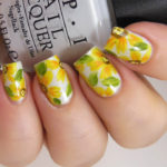 nail art floreale