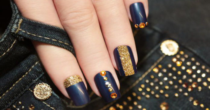 nail art jeans