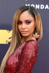 mtv_movie_awards_vanessa_morgan